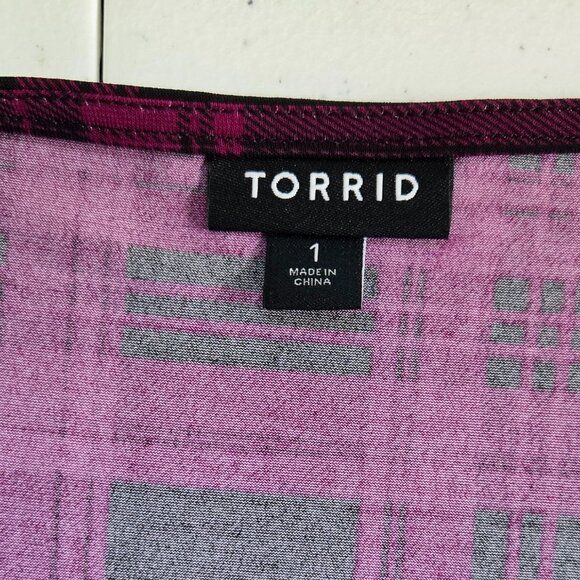 76-24 Torrid Black Purple Plaid Babydoll Top Blouse Women’s Size 1 XL(14/16) - Picture 6 of 8